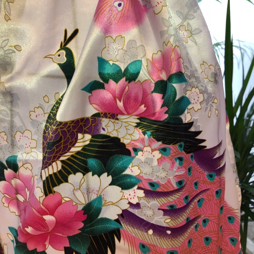 Peacock Kimono Robe. - Picture 5 of 5